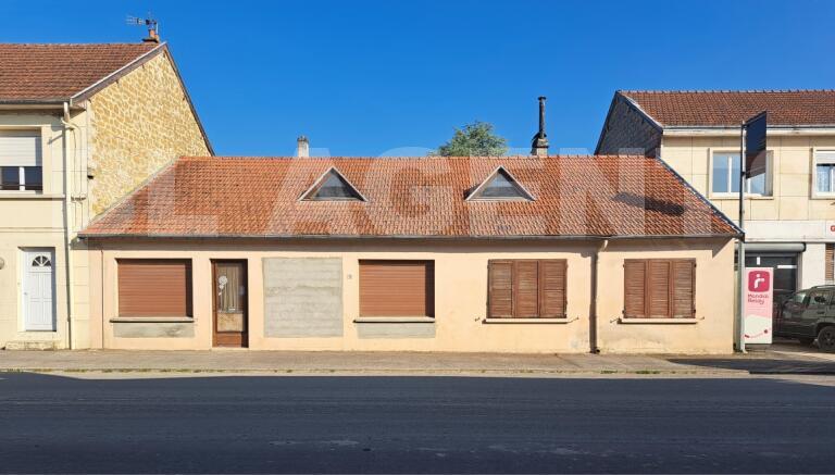 Maison 7 Pièce(s) MACHAULT - Photo 1