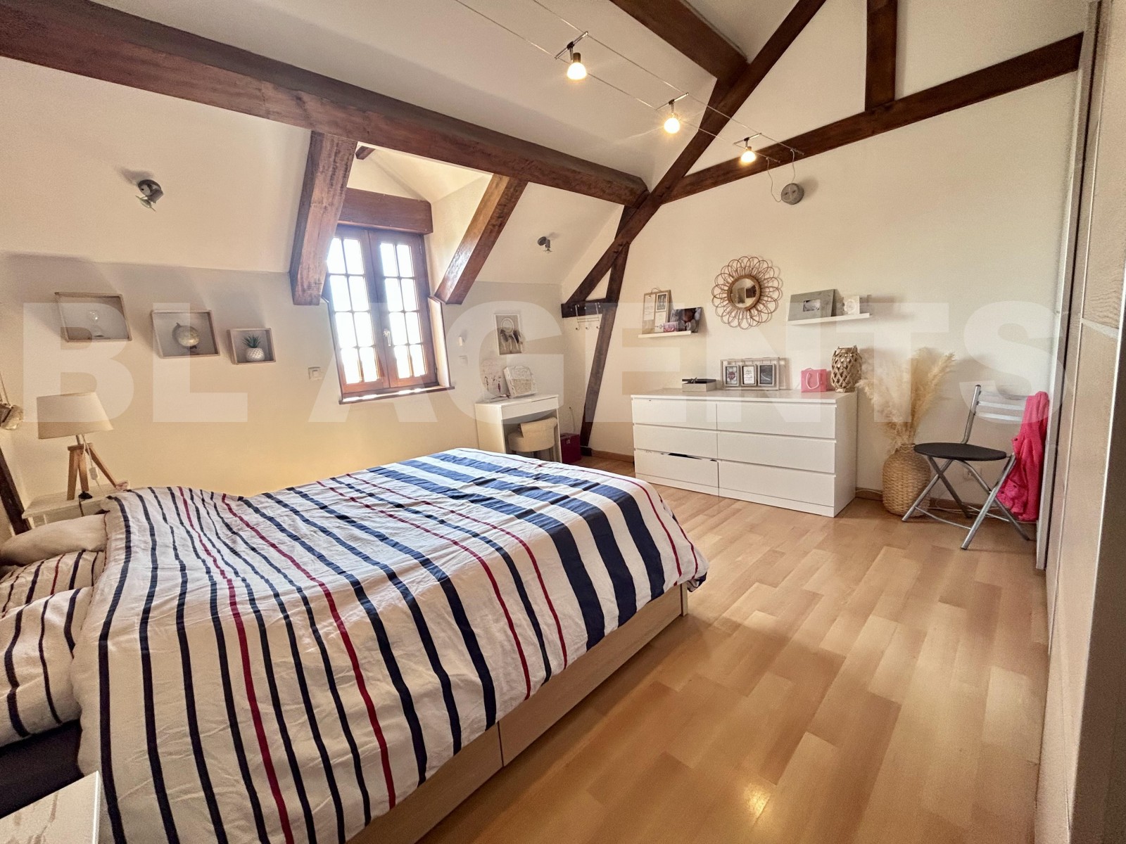 Maison traditionnelle 7 Pièce(s) COULOMMIERS - Photo 8