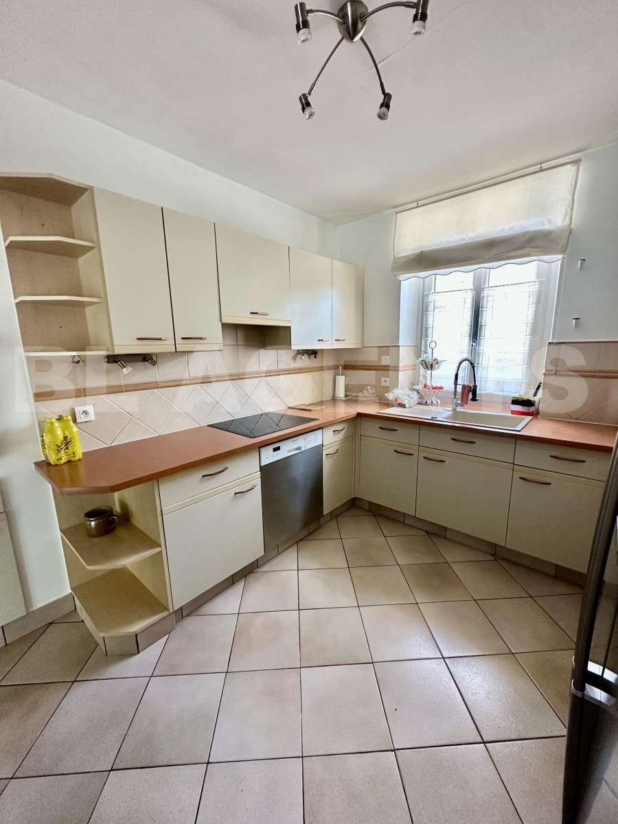 Maison 7 Pièce(s) VILLIERS-SUR-MORIN - Photo 9