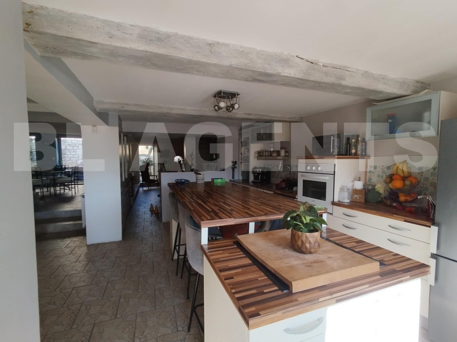 Maison 9 Pièce(s) CHEMERY-SUR-BAR - Photo 5