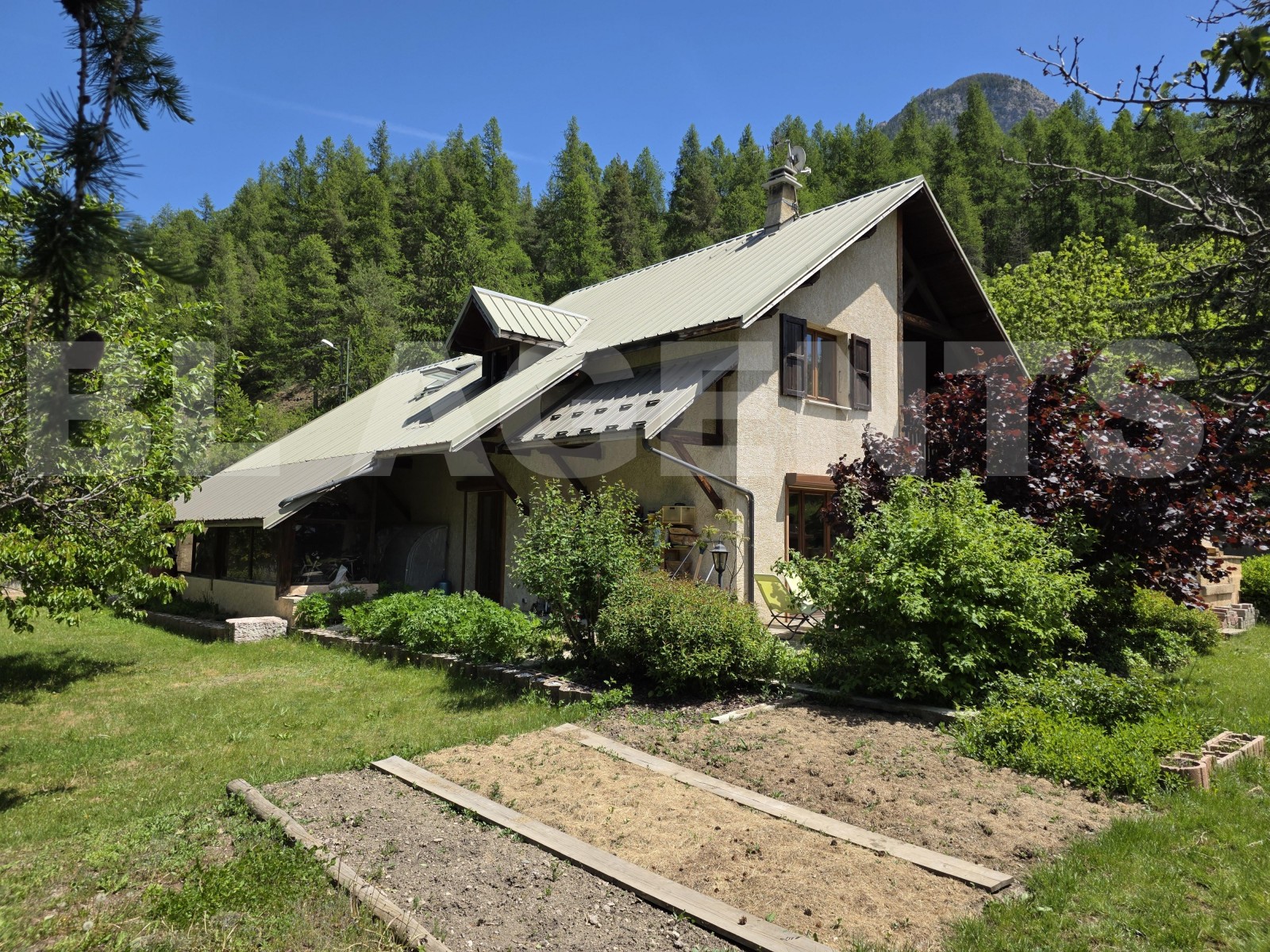 Maison 5 Pièce(s) SAINT-MARTIN-DE-QUEYRIERES - Photo 2