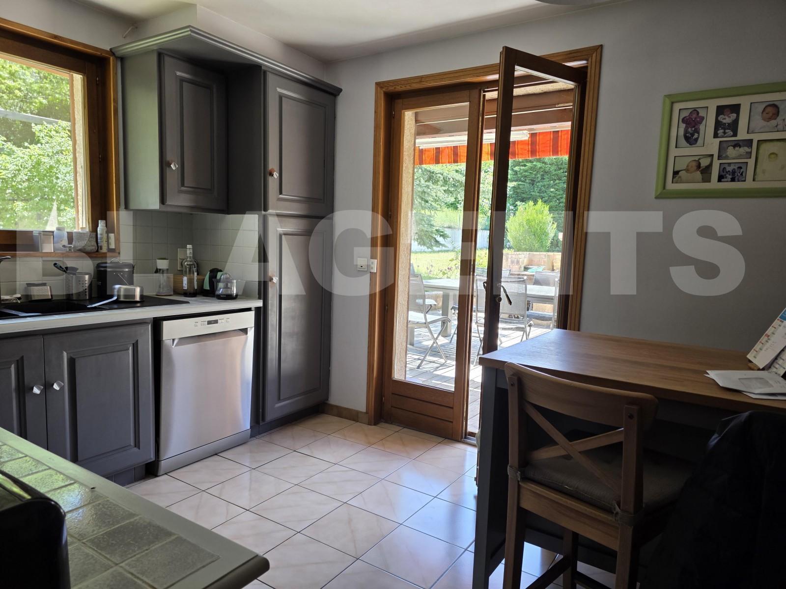 Maison 5 Pièce(s) SAINT-MARTIN-DE-QUEYRIERES - Photo 10