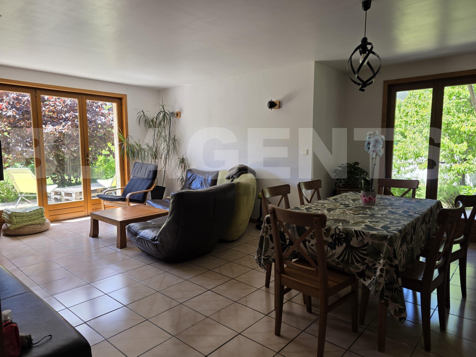 Maison 5 Pièce(s) SAINT-MARTIN-DE-QUEYRIERES - Photo 12