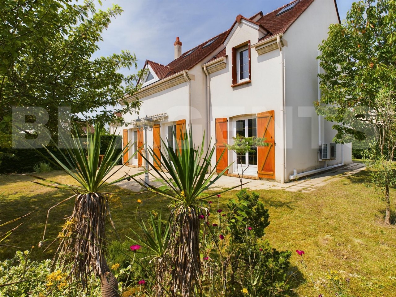 Maison 5 Pièce(s) MAROLLES-EN-BRIE - Photo 1