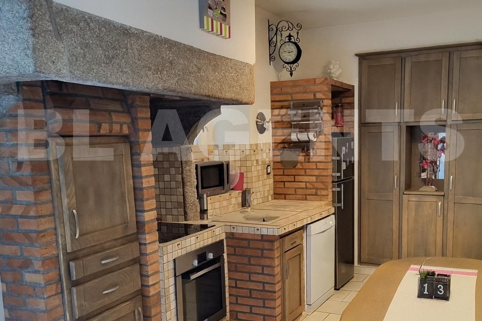 Maison 6 Pièce(s) MONTSURS - Photo 2