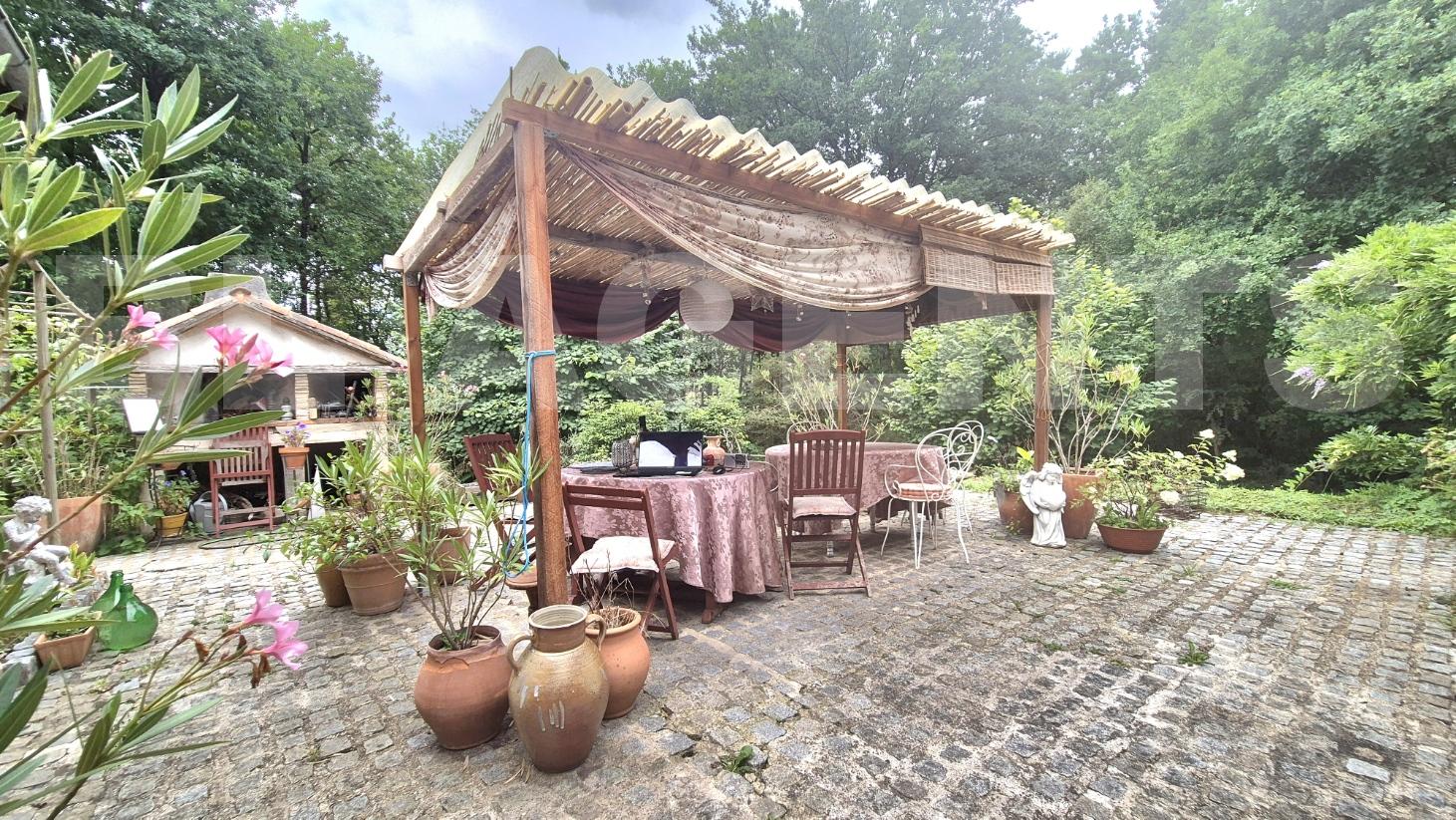 Maison provençale 5 Pièce(s) LAIGNE-EN-BELIN - Photo 10