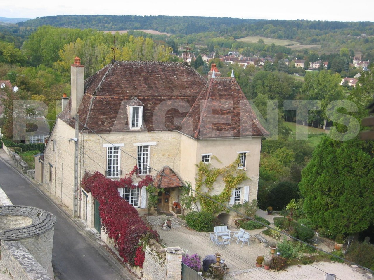 Manoir 7 Pièce(s) ARCY-SUR-CURE - Photo 1