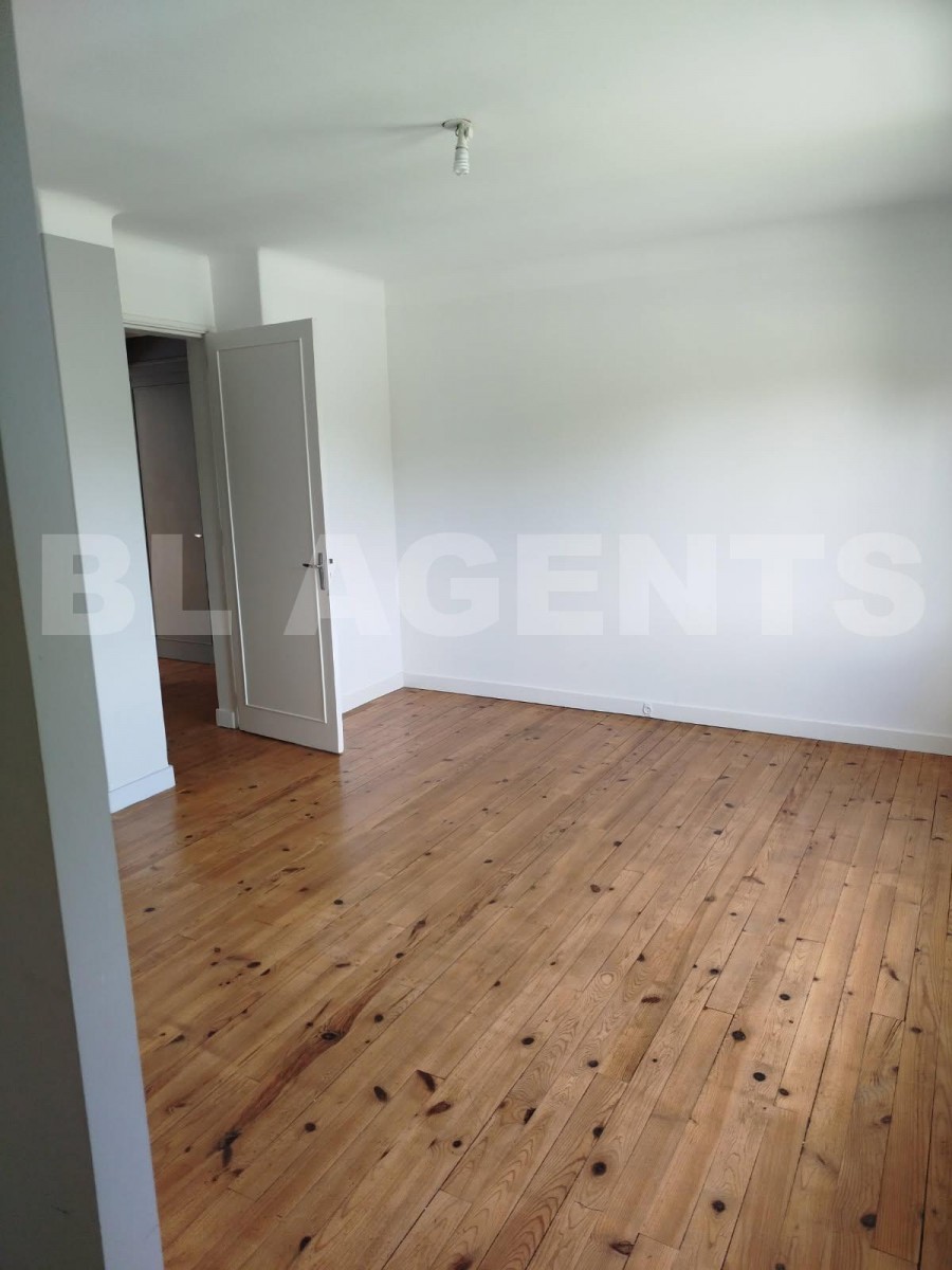 Maison 5 Pièce(s) SAINT-GILDAS-DES-BOIS - Photo 2