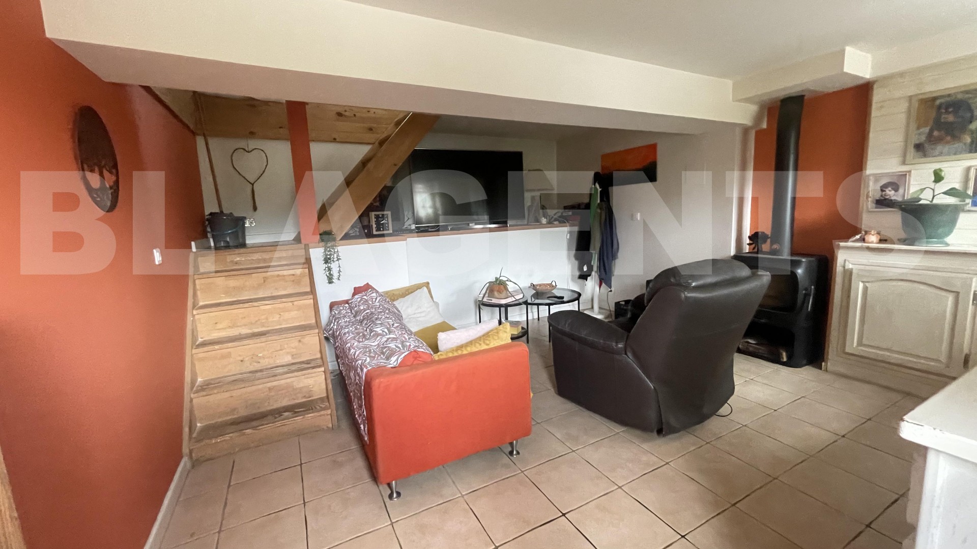 Maison de village 5 Pièce(s) BOUT-DU-PONT-DE-LARN - Photo 1