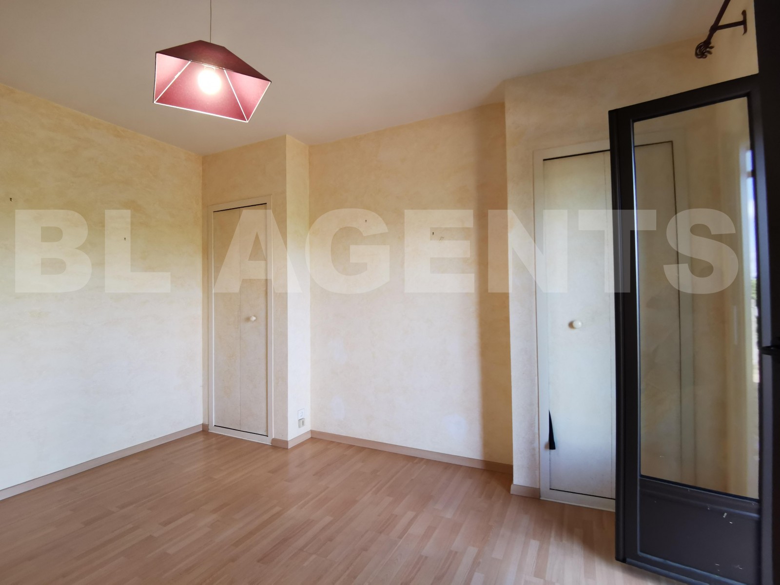 Maison 5 Pièce(s) PERISSAC - Photo 5