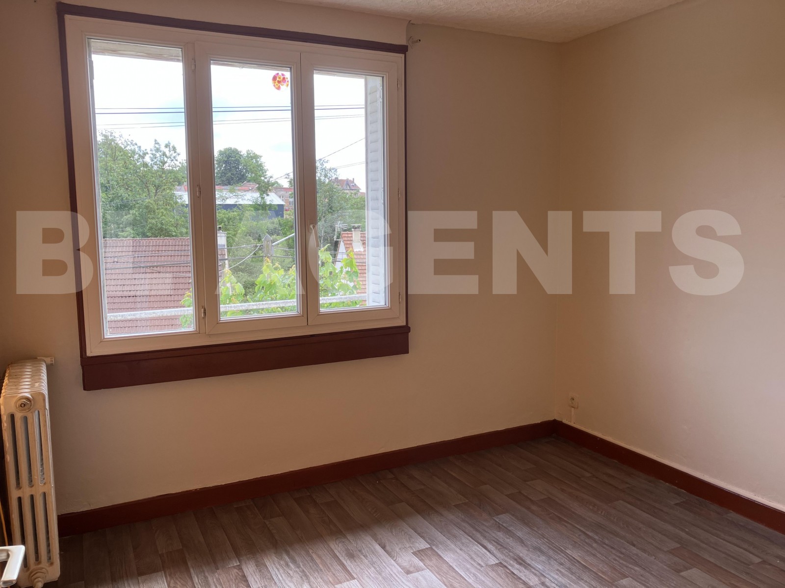 Maison 6 Pièce(s) MONTREUIL-AUX-LIONS - Photo 8