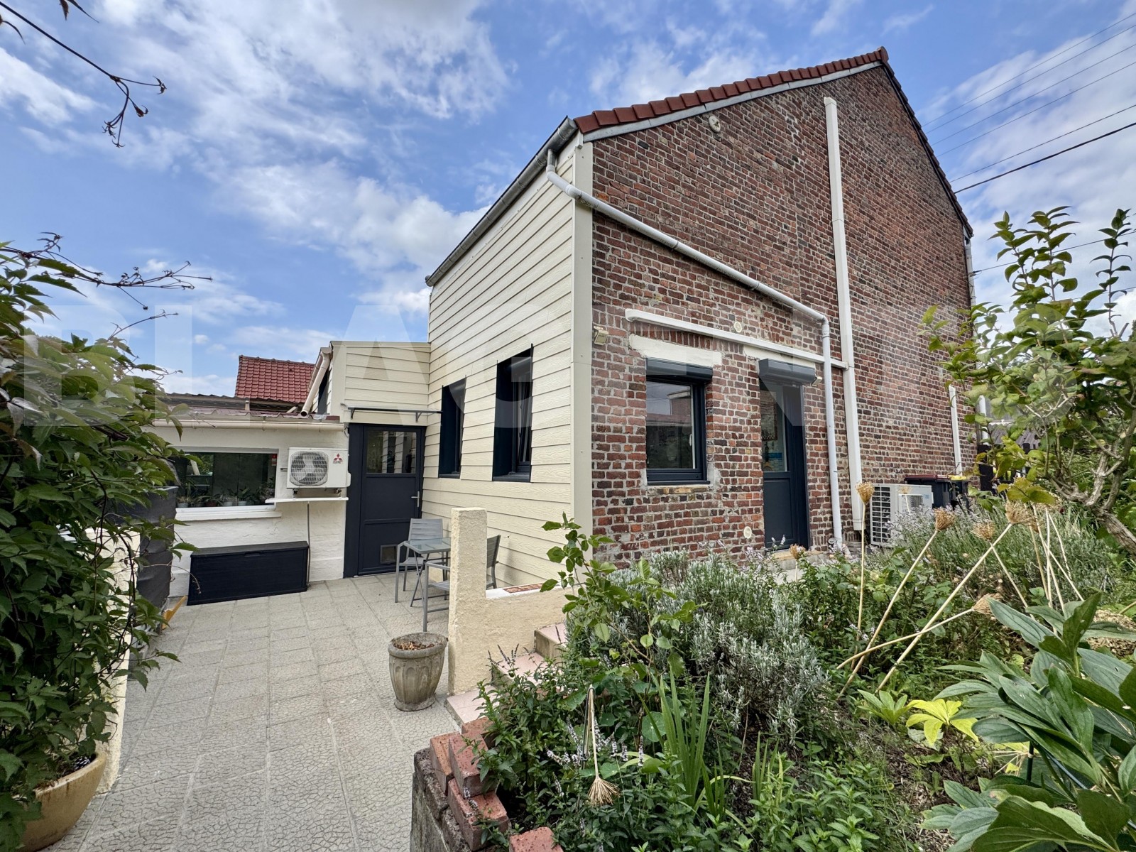 Maison 4 Pièce(s) LENS - Photo 1