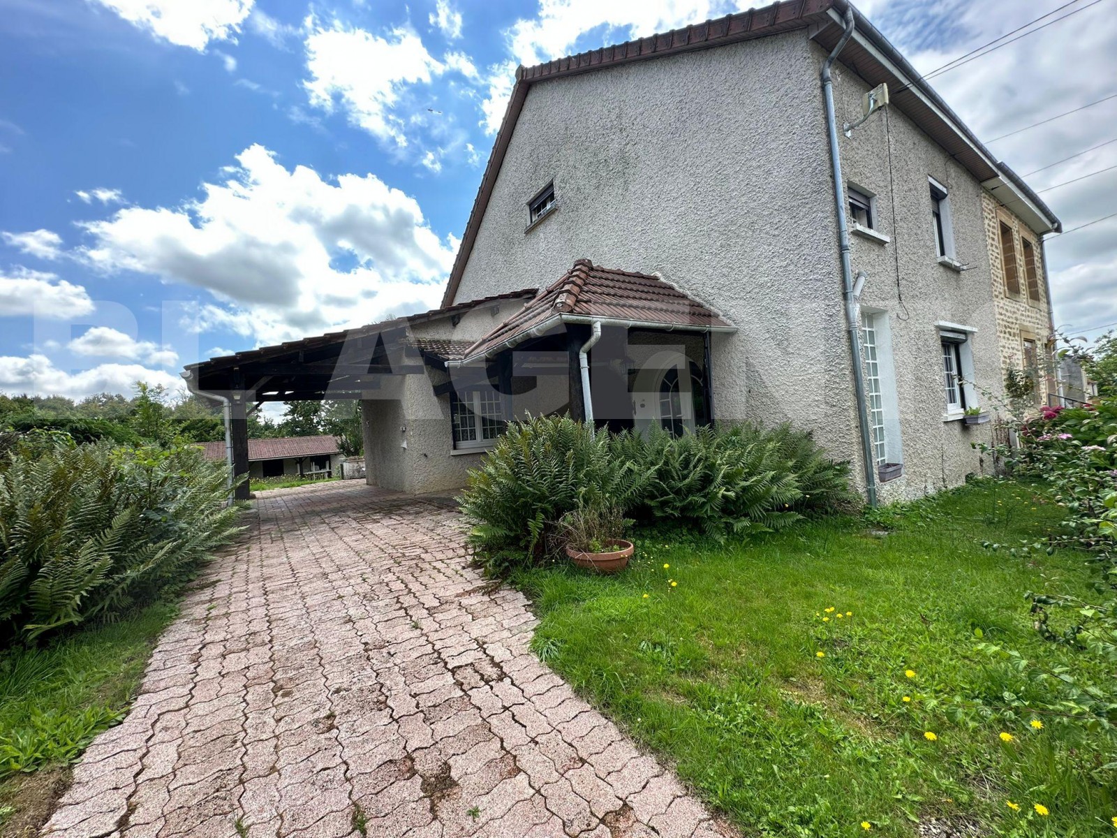 Maison 6 Pièce(s) ESCOMBRES-ET-LE-CHESNOIS - Photo 1
