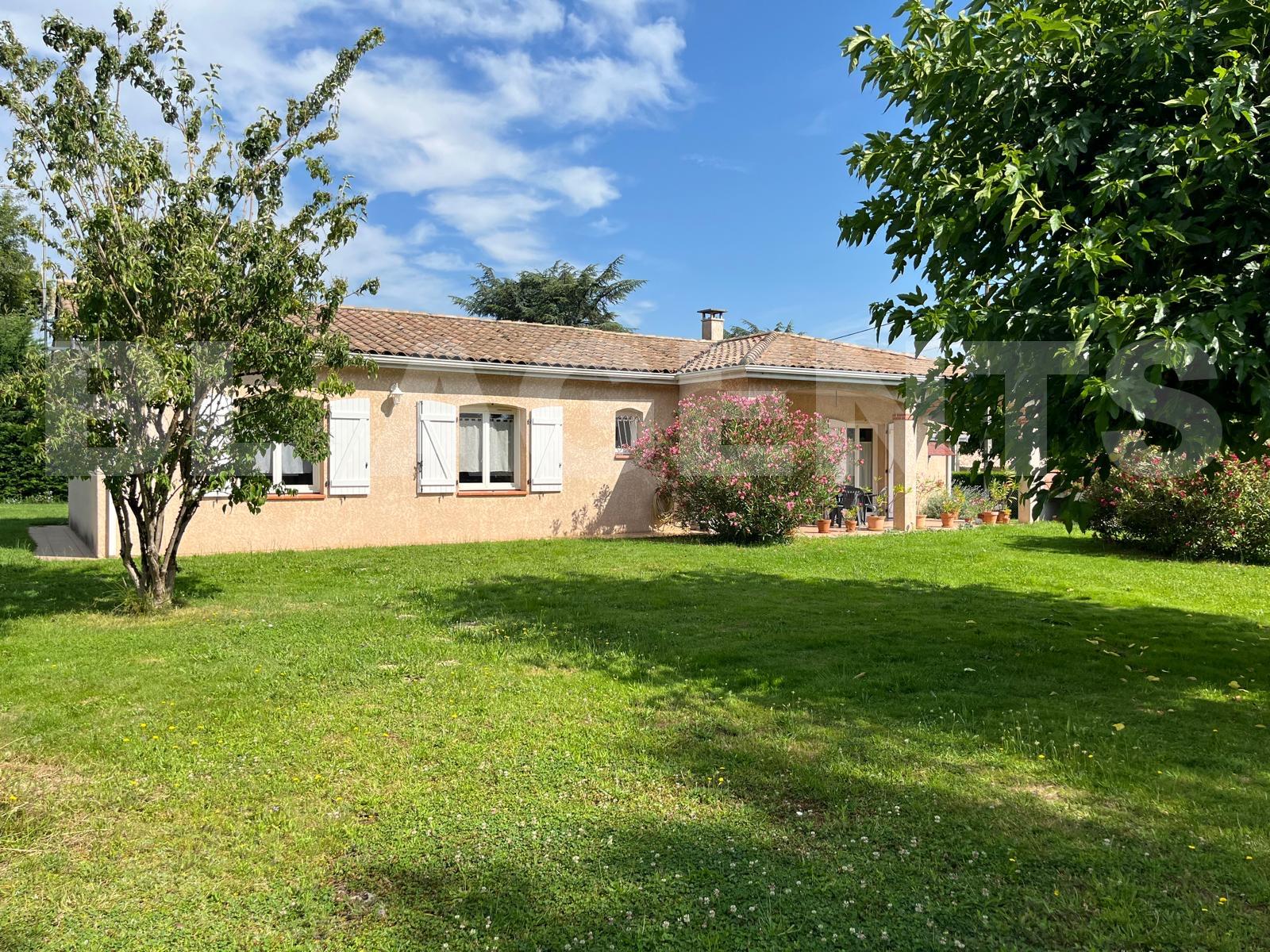 Maison traditionnelle 6 Pièce(s) MONTAUBAN - Photo 1