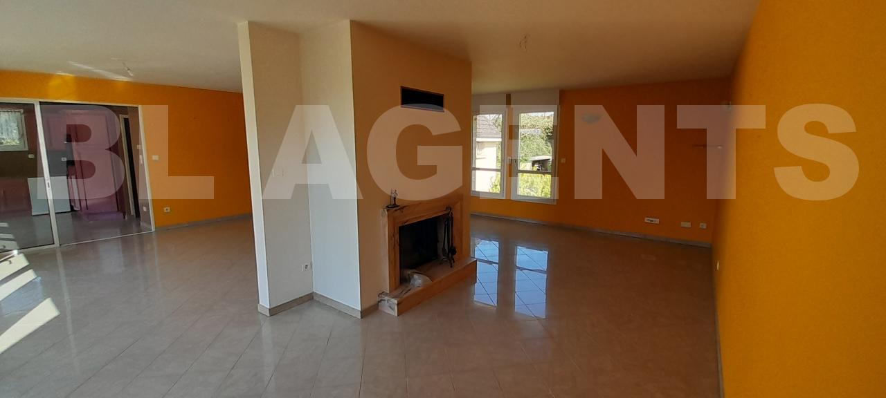 Maison 7 Pièce(s) VIVIER-AU-COURT - Photo 8