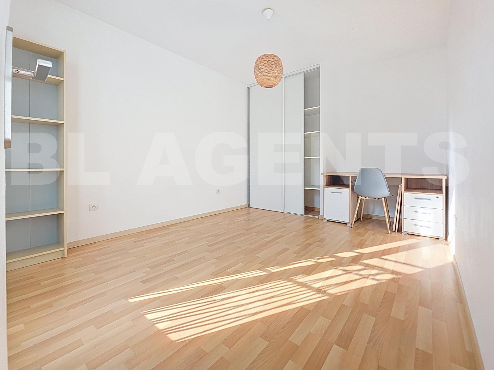 Appartement 2 Pièce(s) MAGNY-LE-HONGRE - Photo 4