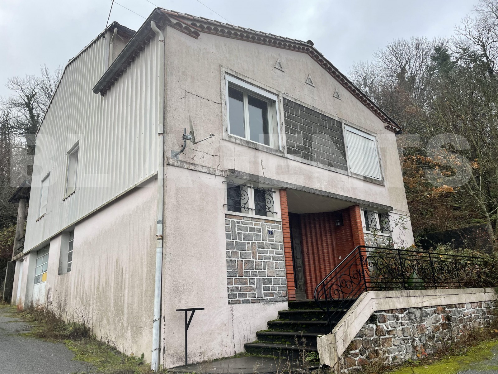 Maison traditionnelle 4 Pièce(s) LABASTIDE-ROUAIROUX - Photo 1