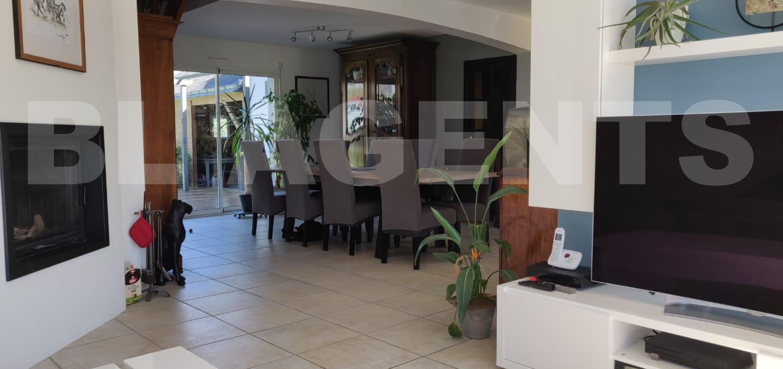Villa 9 Pièce(s) SAINTE-ANNE-SUR-BRIVET - Photo 8