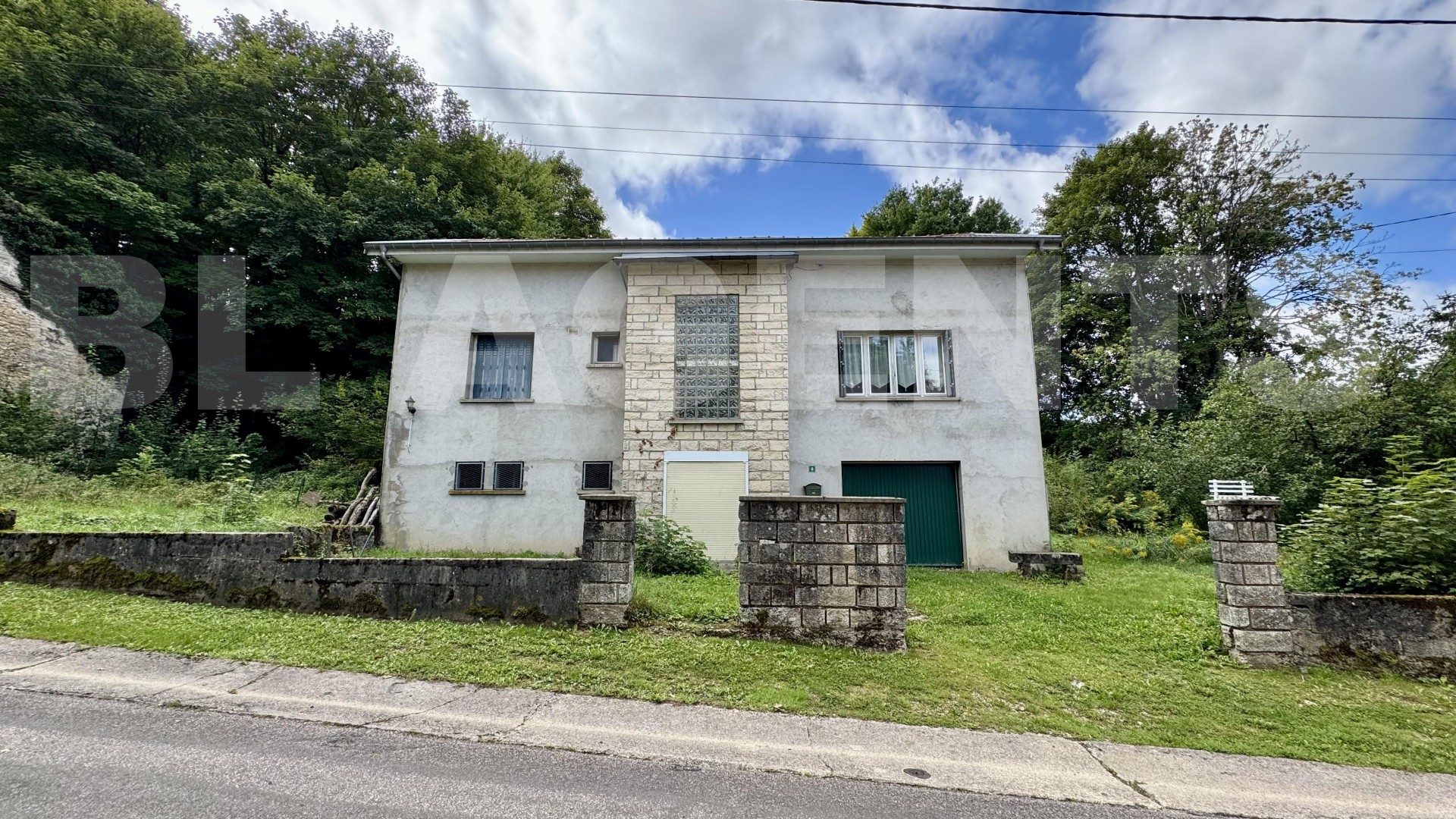 Maison 9 Pièce(s) NANT-LE-PETIT - Photo 2