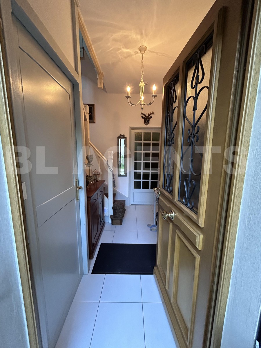 Maison 8 Pièce(s) SEDAN - Photo 4