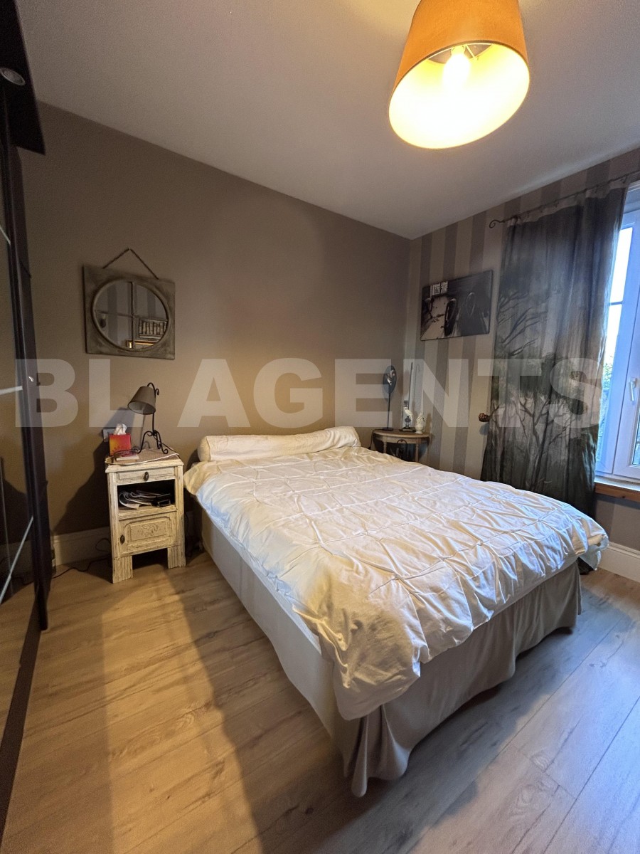 Maison 8 Pièce(s) SEDAN - Photo 9