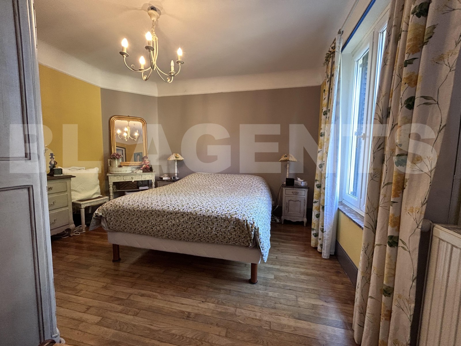 Maison 8 Pièce(s) SEDAN - Photo 11