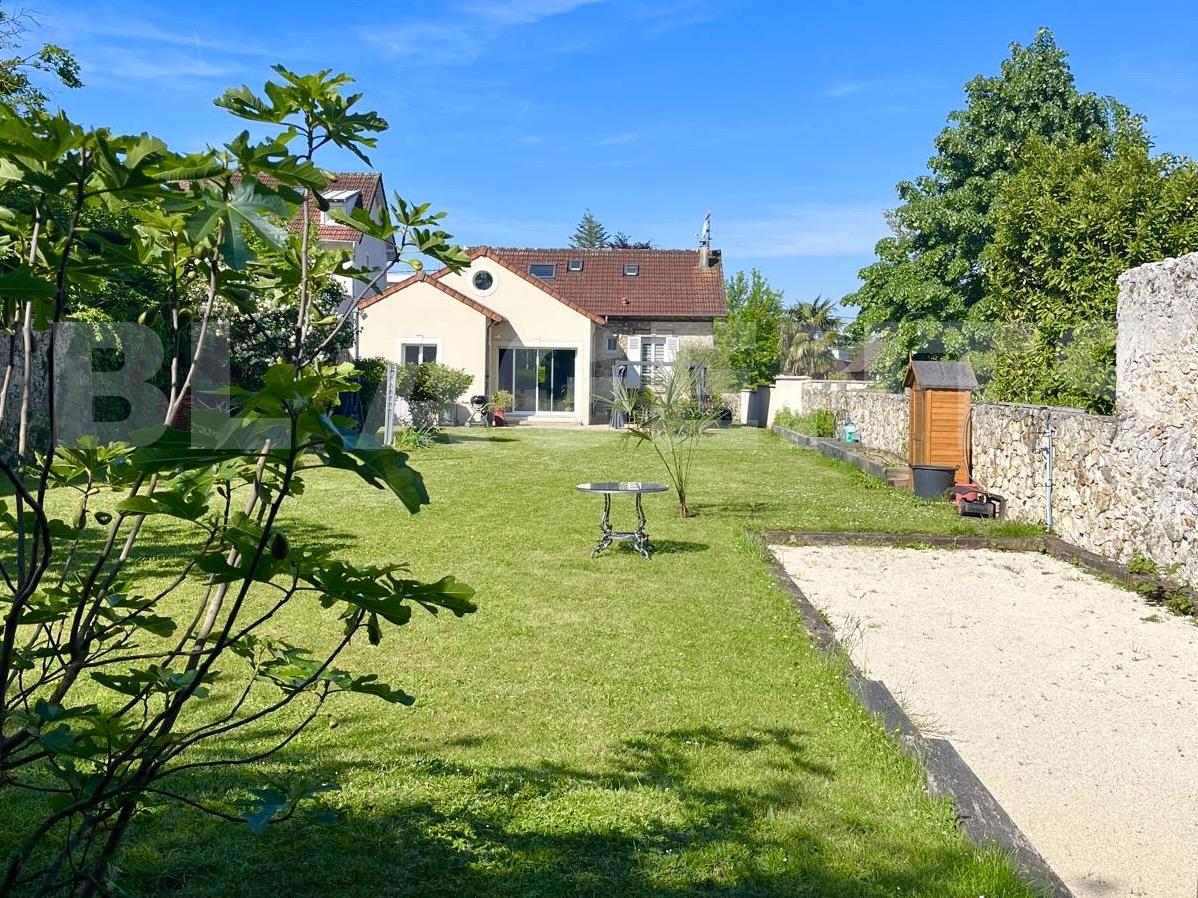 Maison 7 Pièce(s) LAGNY-SUR-MARNE - Photo 1