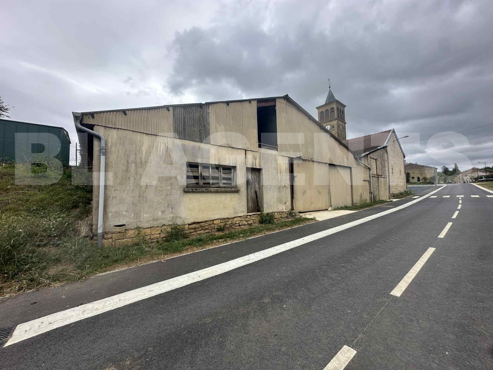 Parking  VAUX-LES-MOUZON - Photo 2