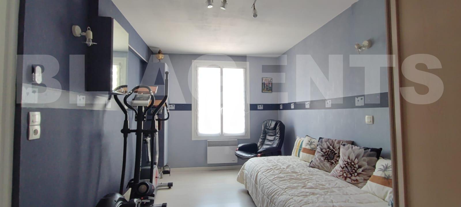 Maison jumelée 5 Pièce(s) HOUDAN - Photo 6