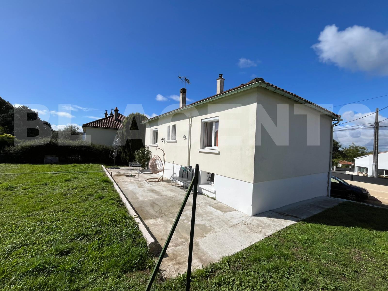 Maison de ville 3 Pièce(s) NIORT - Photo 2