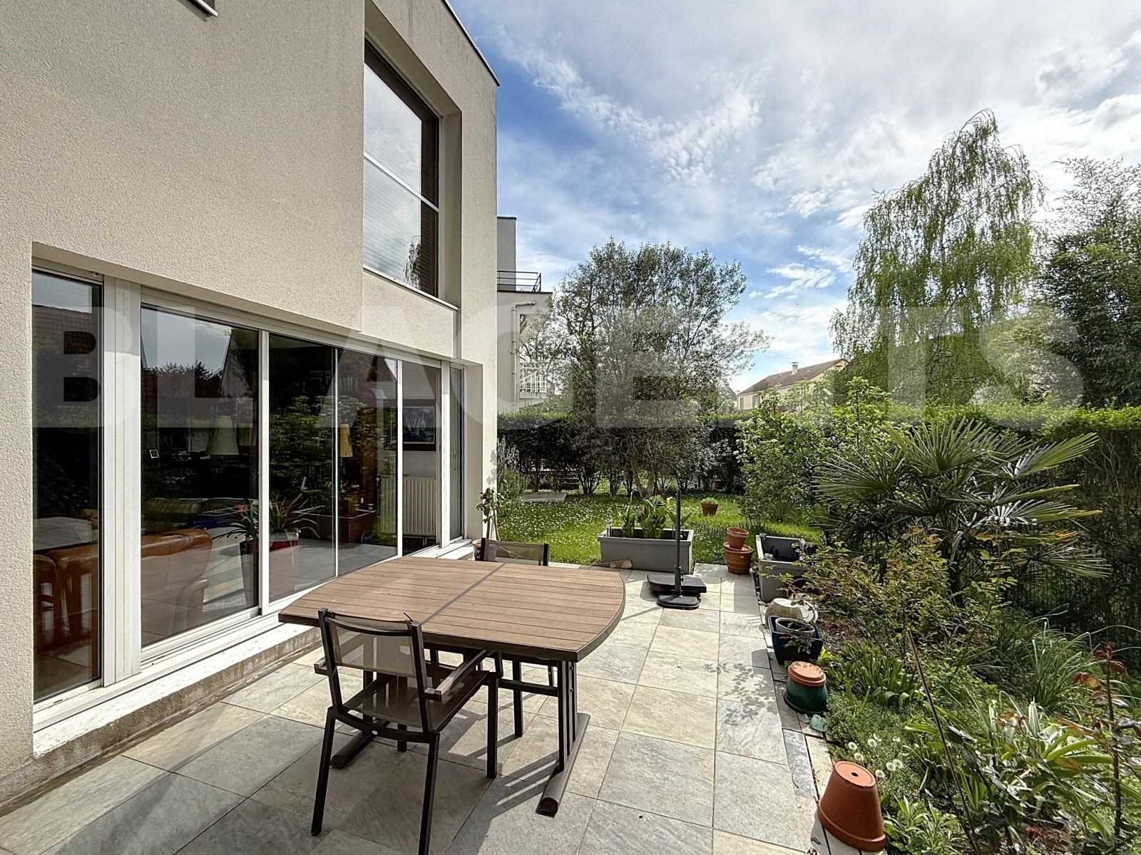 Maison 5 Pièce(s) LAGNY-SUR-MARNE - Photo 1