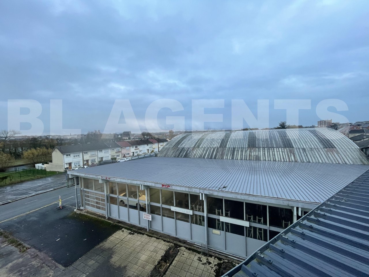 Local d'activités  SAINT-QUENTIN - Photo 4