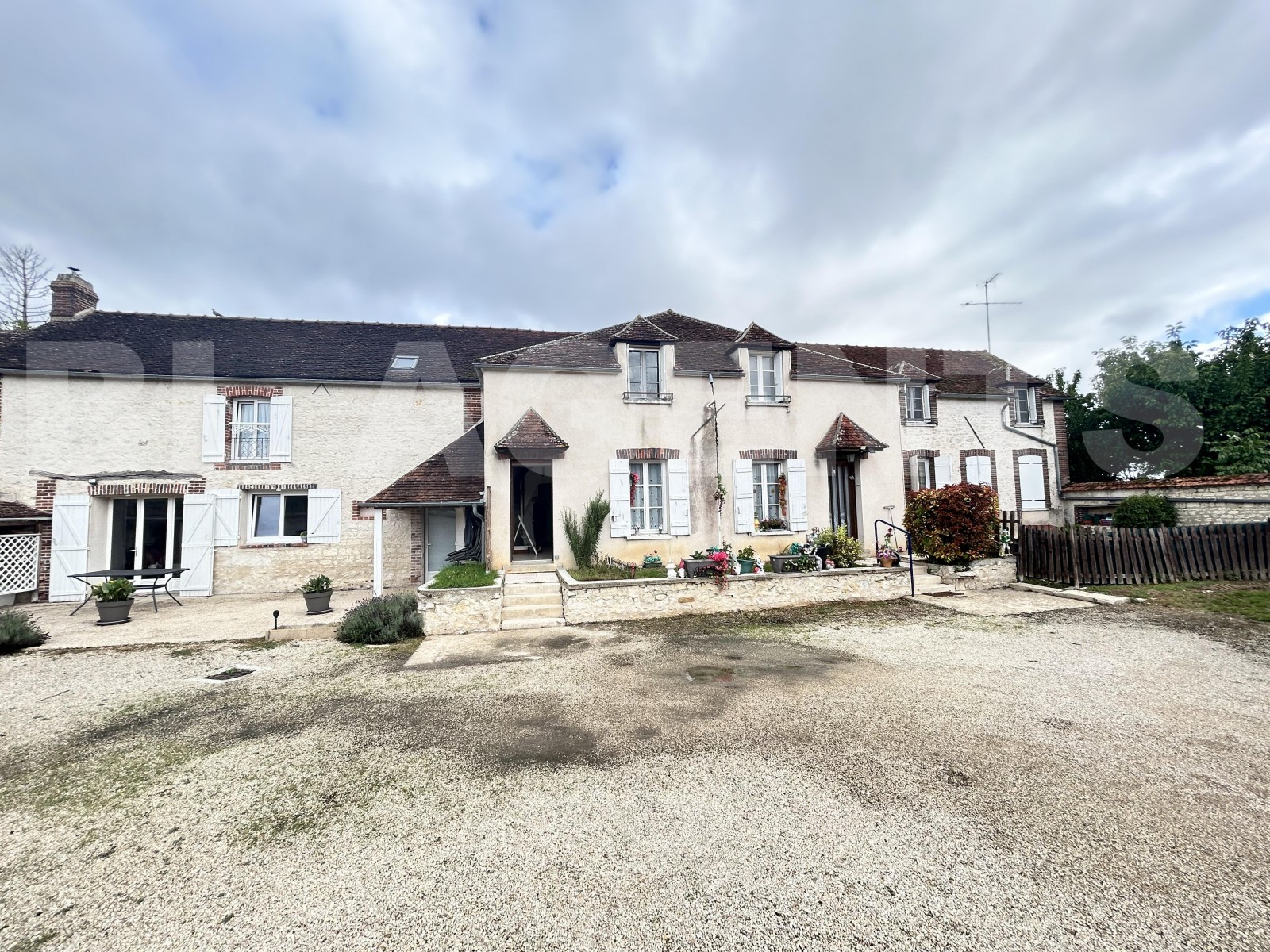 Immeuble  ORMOY - Photo 1