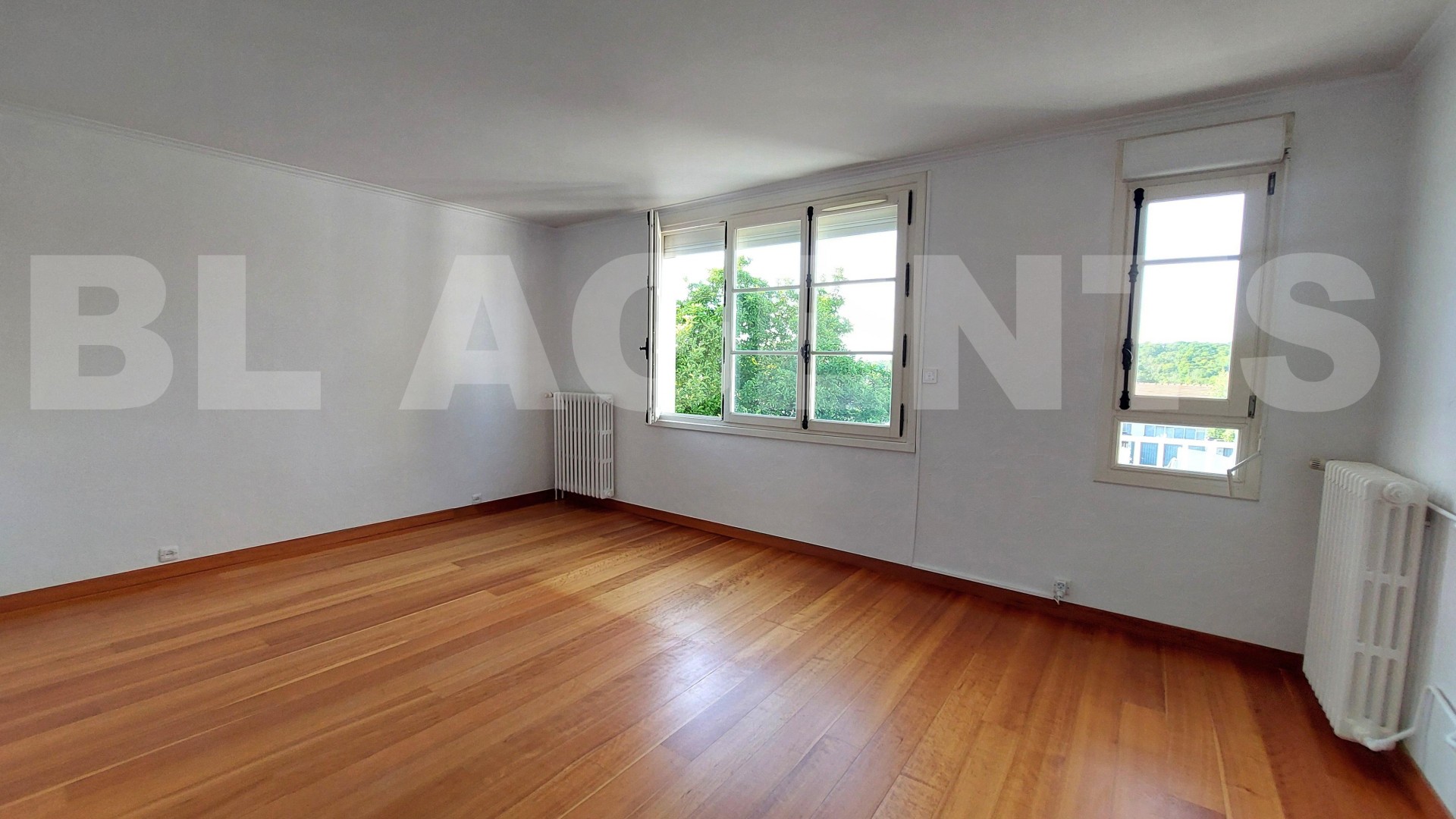 Maison 9 Pièce(s) COUILLY-PONT-AUX-DAMES - Photo 12