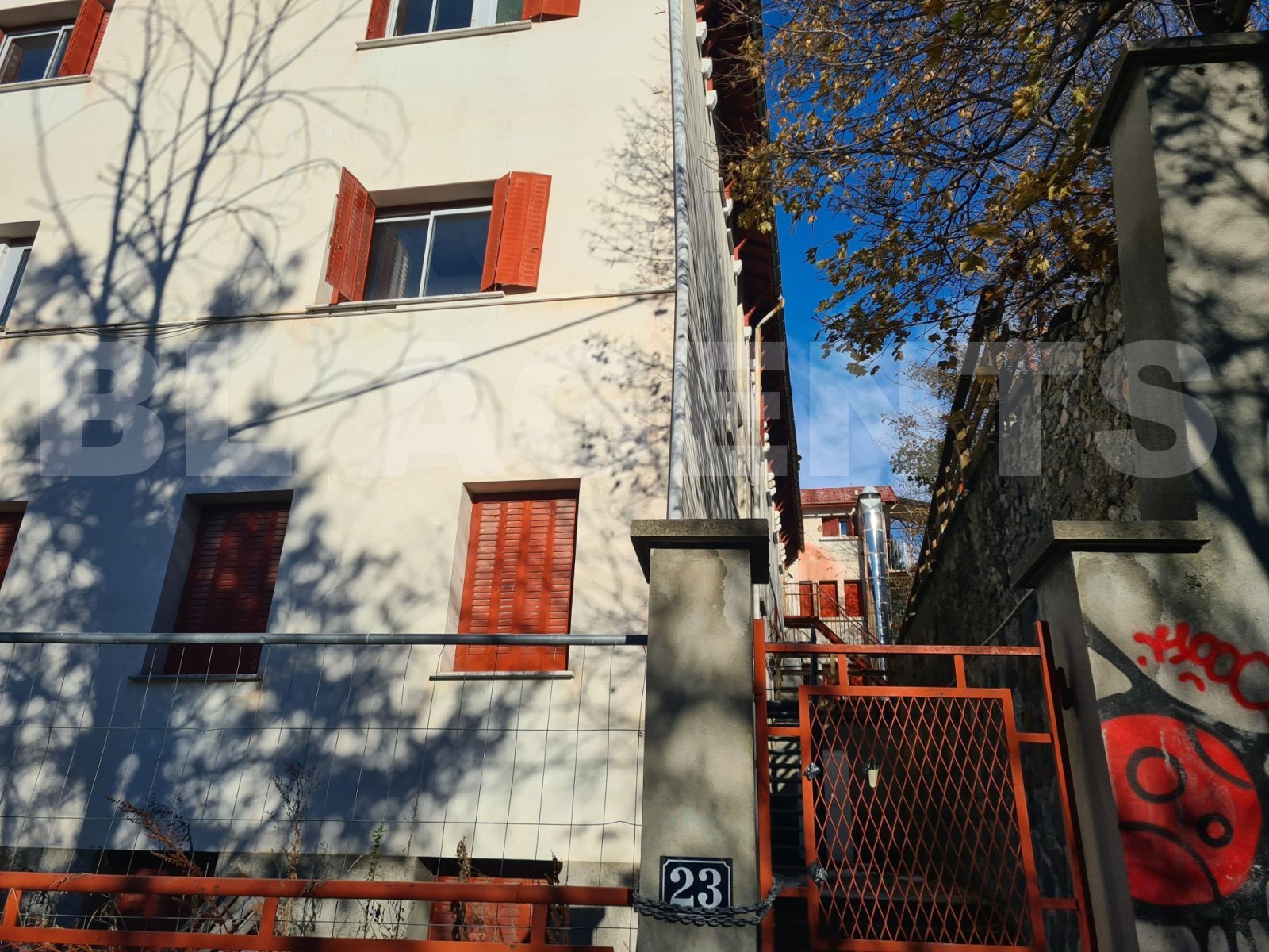 Immeuble  BRIANCON - Photo 3