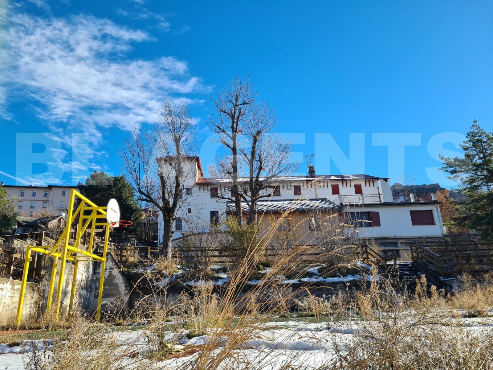 Immeuble  BRIANCON - Photo 4