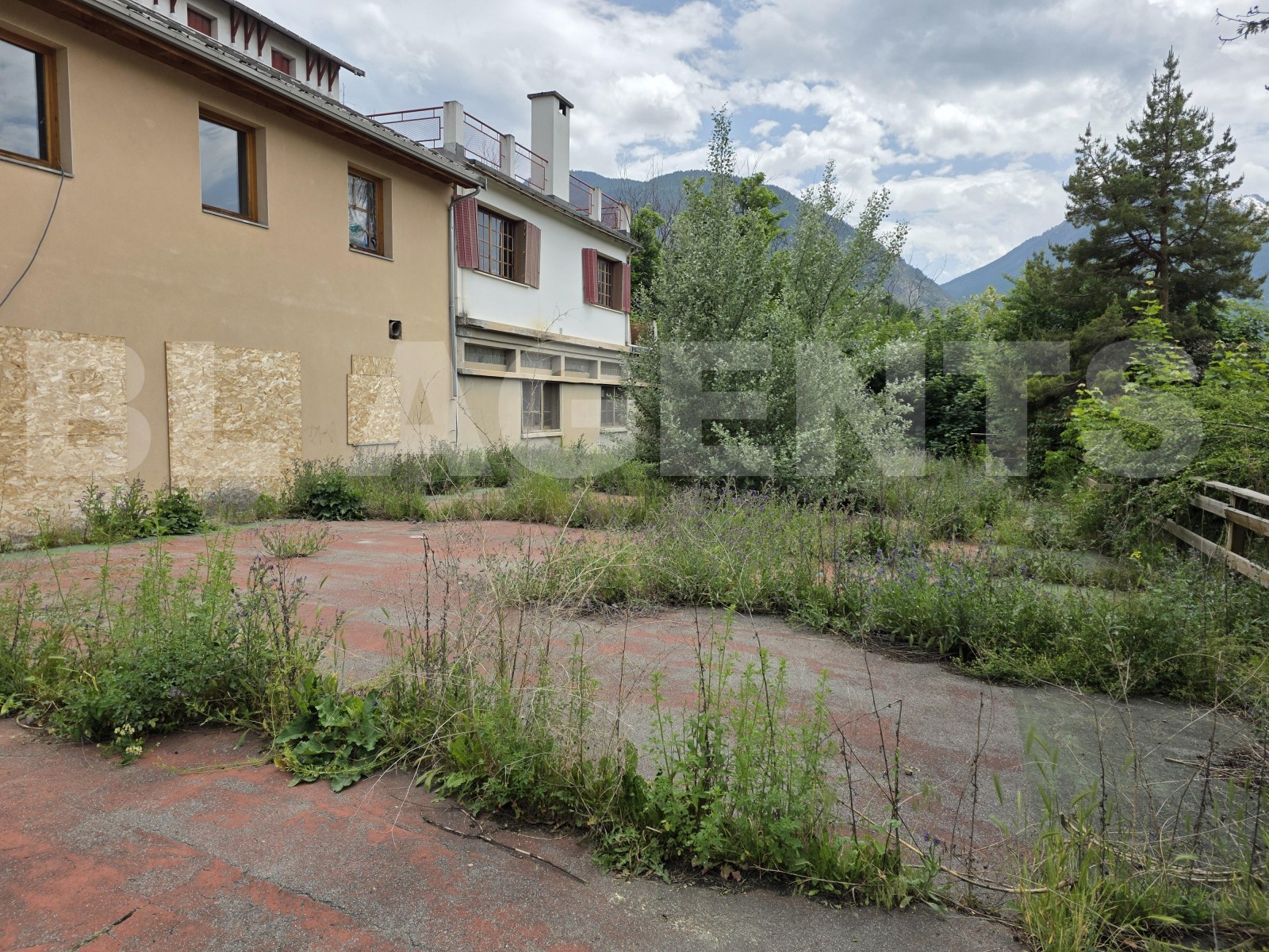 Immeuble  BRIANCON - Photo 14