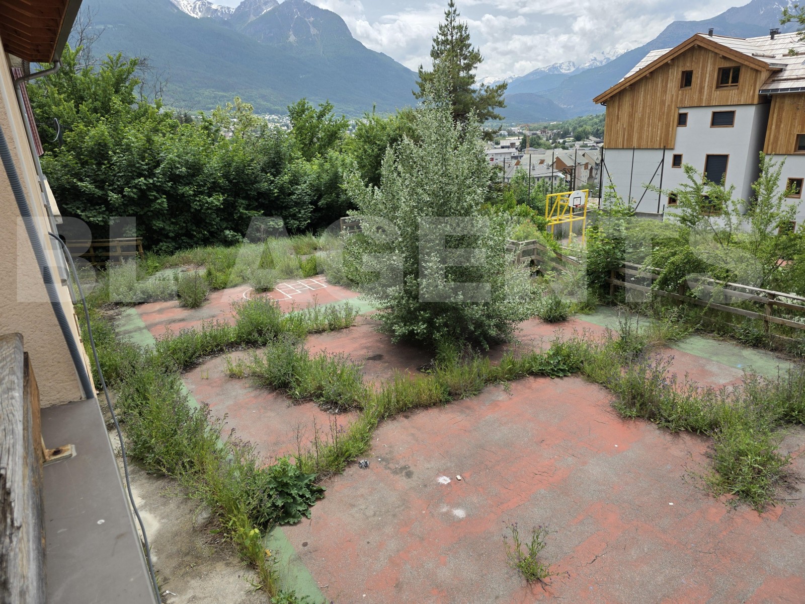 Immeuble  BRIANCON - Photo 17