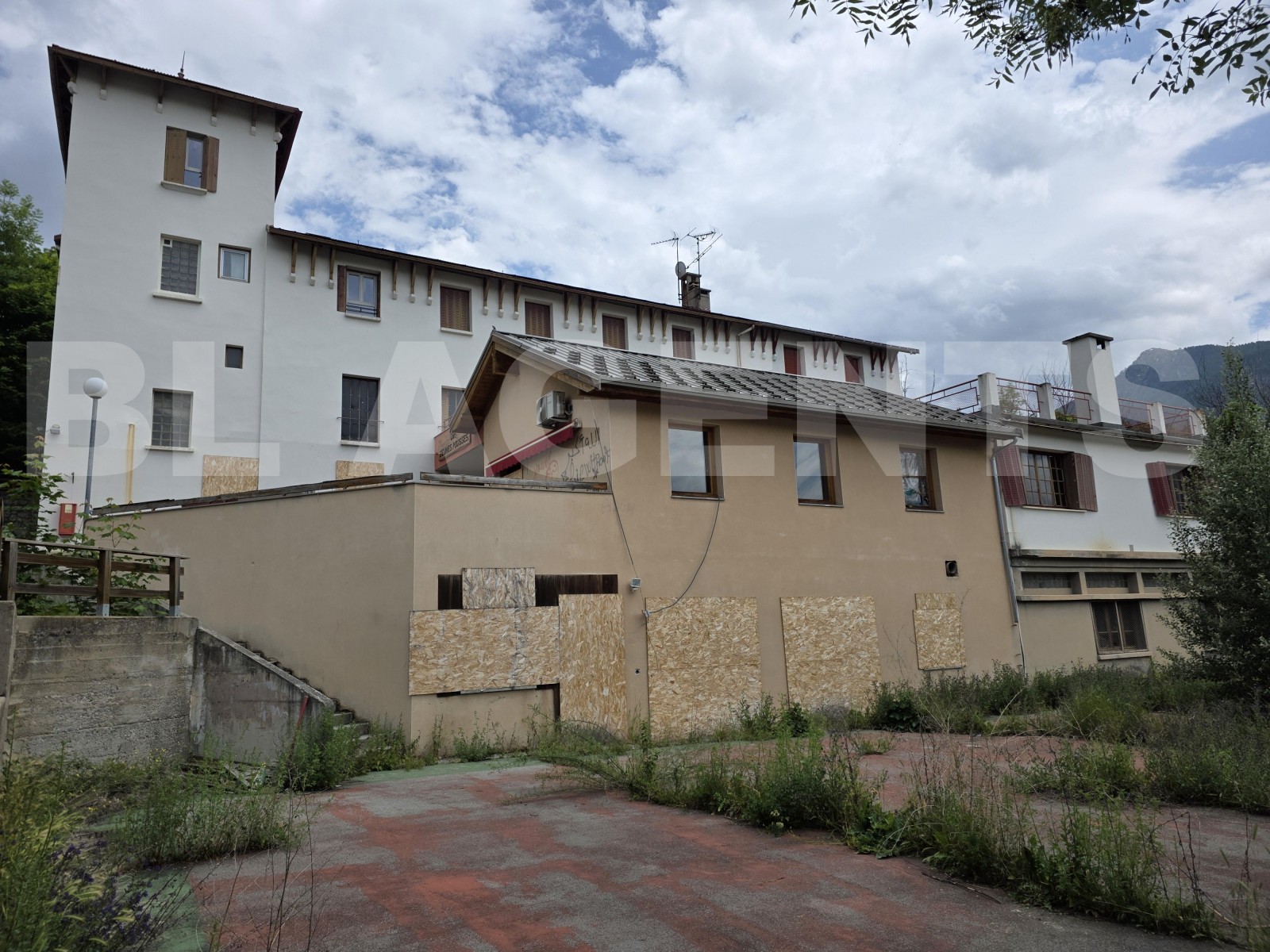 Immeuble  BRIANCON - Photo 24