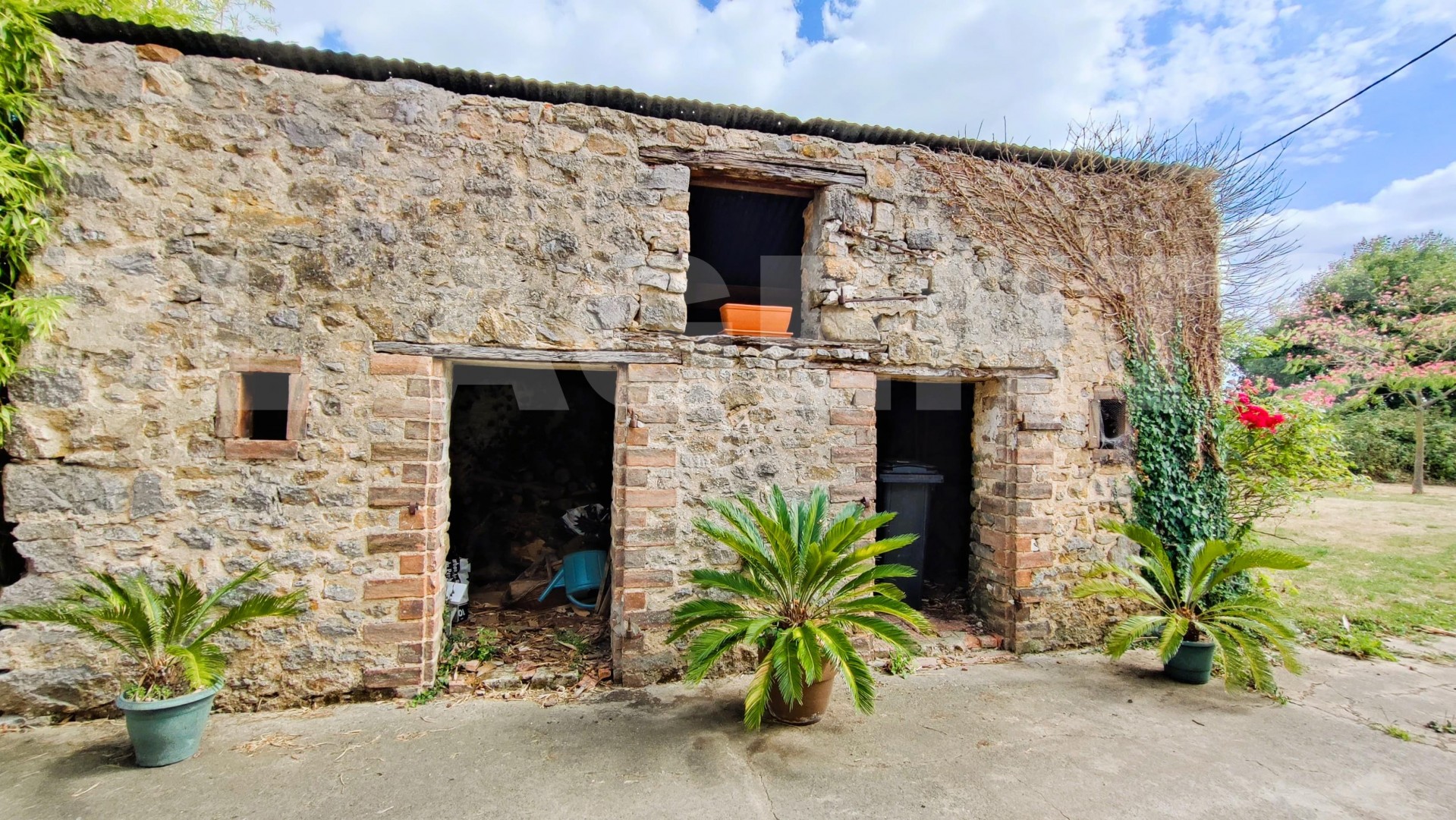 Maison longère 8 Pièce(s) BRULON - Photo 11