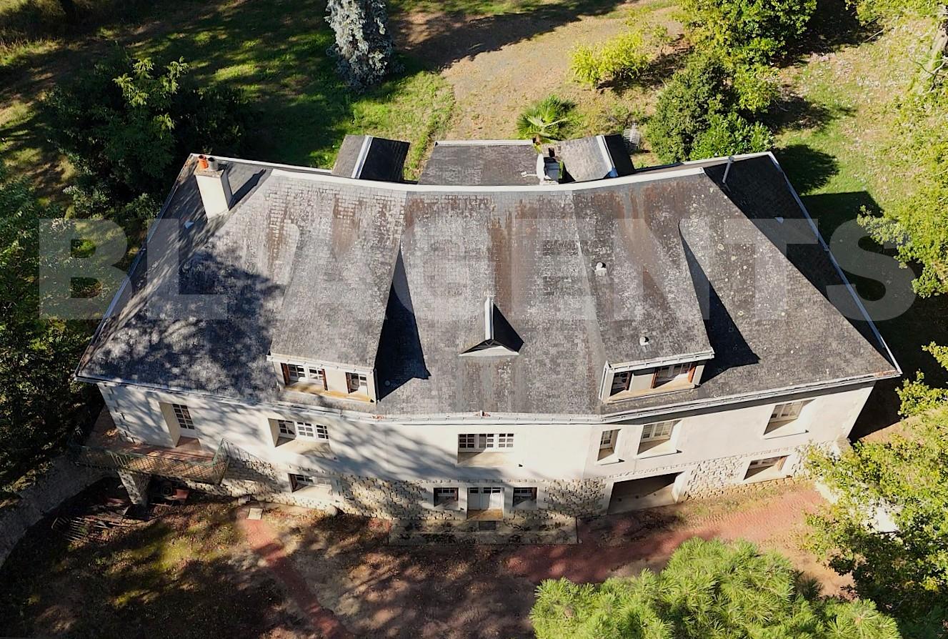 Maison traditionnelle 8 Pièce(s) VERNEUIL-LE-CHATEAU - Photo 4