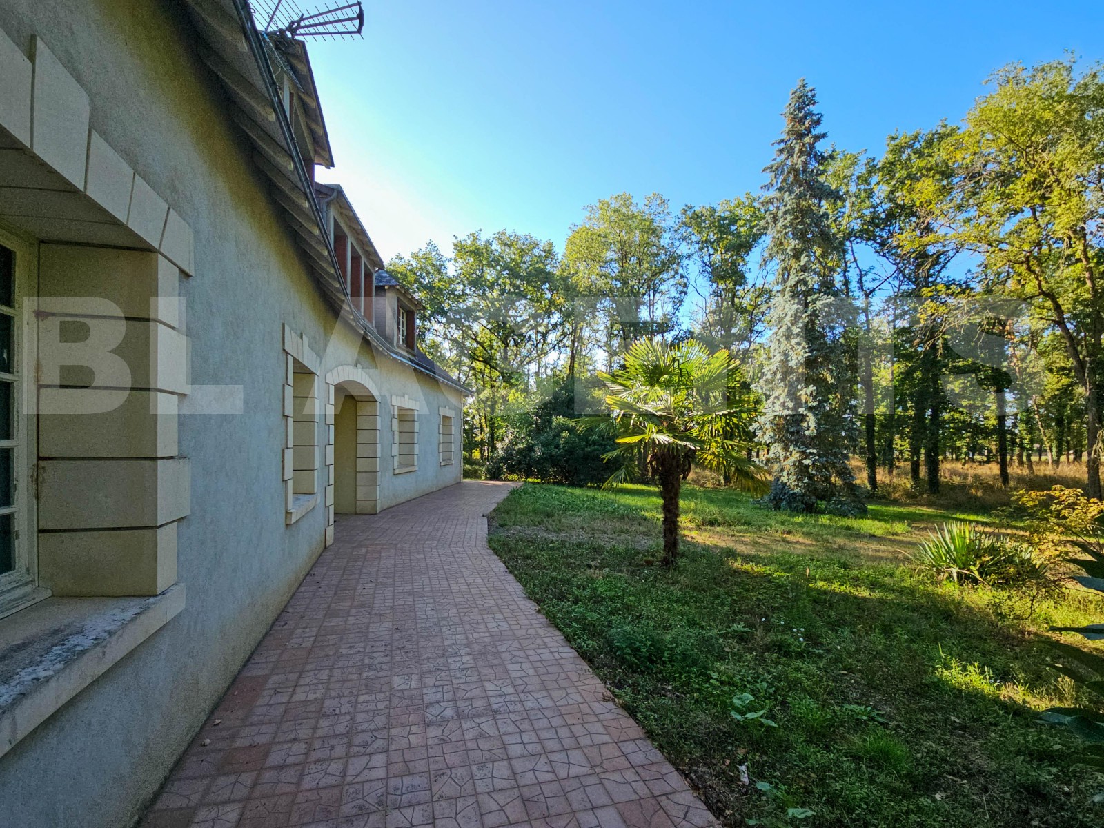 Maison traditionnelle 8 Pièce(s) VERNEUIL-LE-CHATEAU - Photo 5