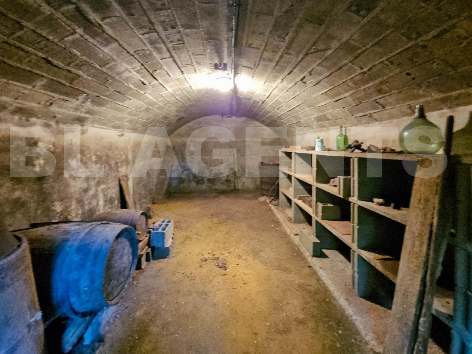 Maison traditionnelle 8 Pièce(s) VERNEUIL-LE-CHATEAU - Photo 18