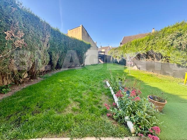 Maison 6 Pièce(s) SAINT-SYMPHORIEN-LE-CHATEAU - Photo 11