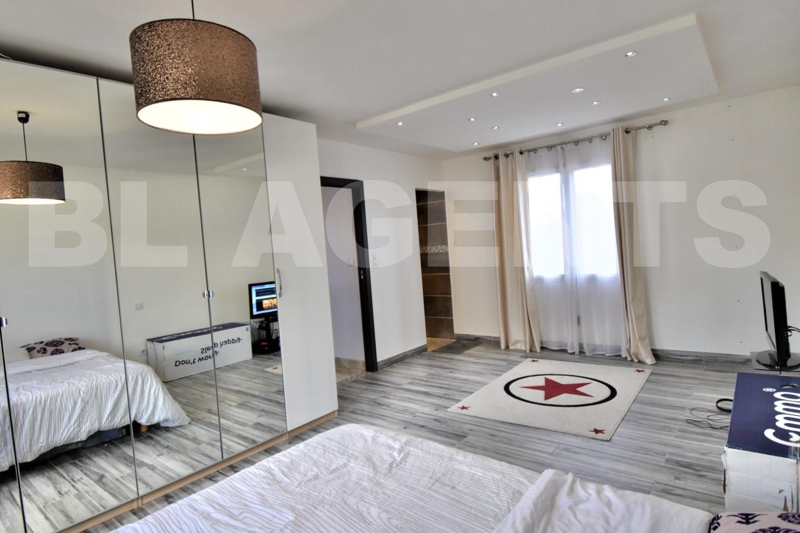 Maison 5 Pièce(s) MANTES-LA-JOLIE - Photo 7