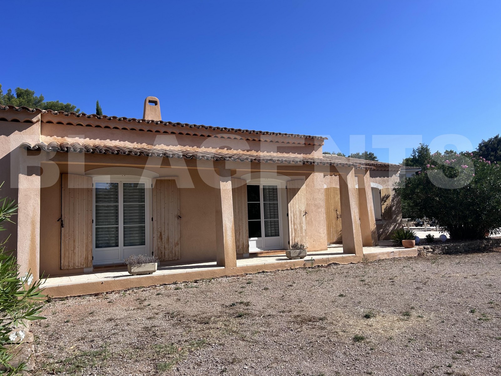 Maison traditionnelle 5 Pièce(s) POURRIERES - Photo 4