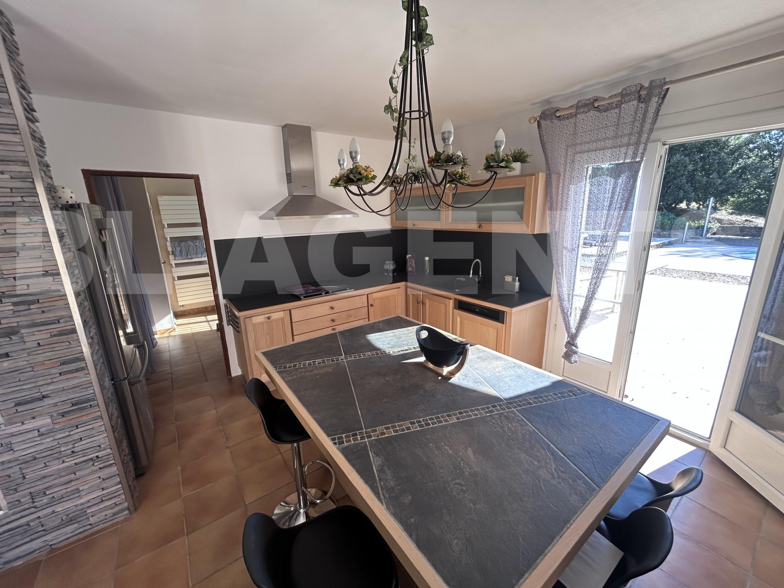 Maison traditionnelle 5 Pièce(s) POURRIERES - Photo 6