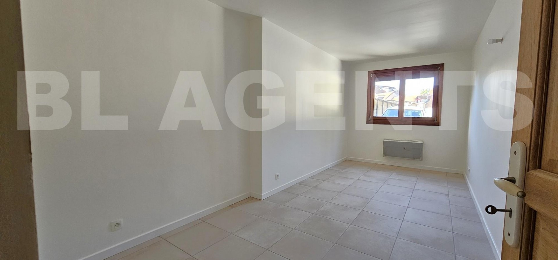 Appartement 2 Pièce(s) COULOMMIERS - Photo 6