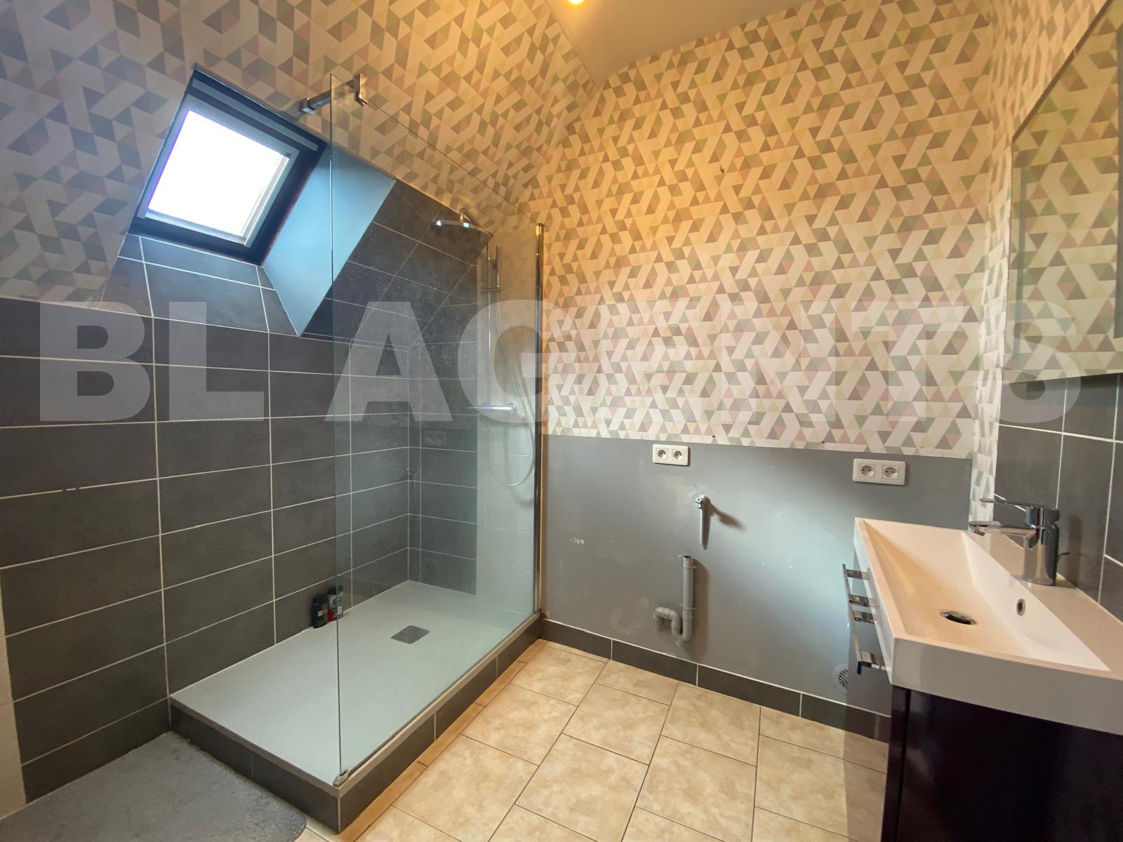 Maison de village 4 Pièce(s) VION - Photo 7