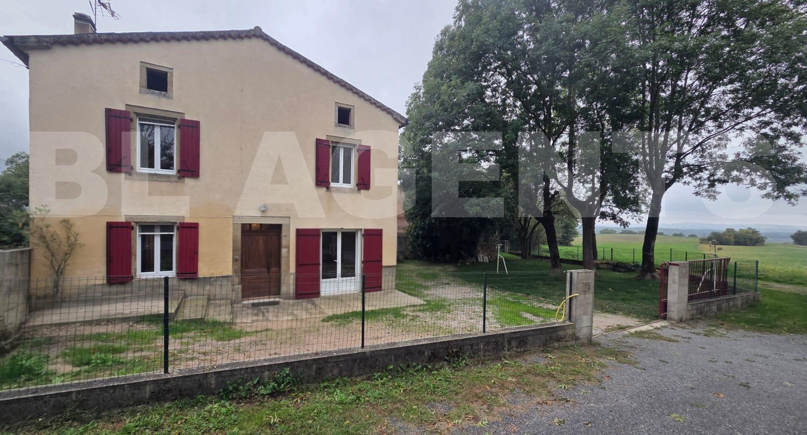 Maison de village 5 Pièce(s) SAINT-AFFRIQUE-LES-MONTAGNES - Photo 1